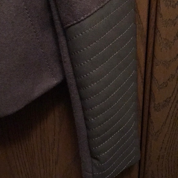 NEW! BCBG MAXAZRIA WINTER COAT - Picture 4 of 8